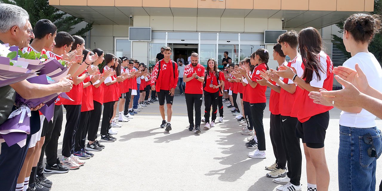 Van'da Edibe Yağız coşkusu