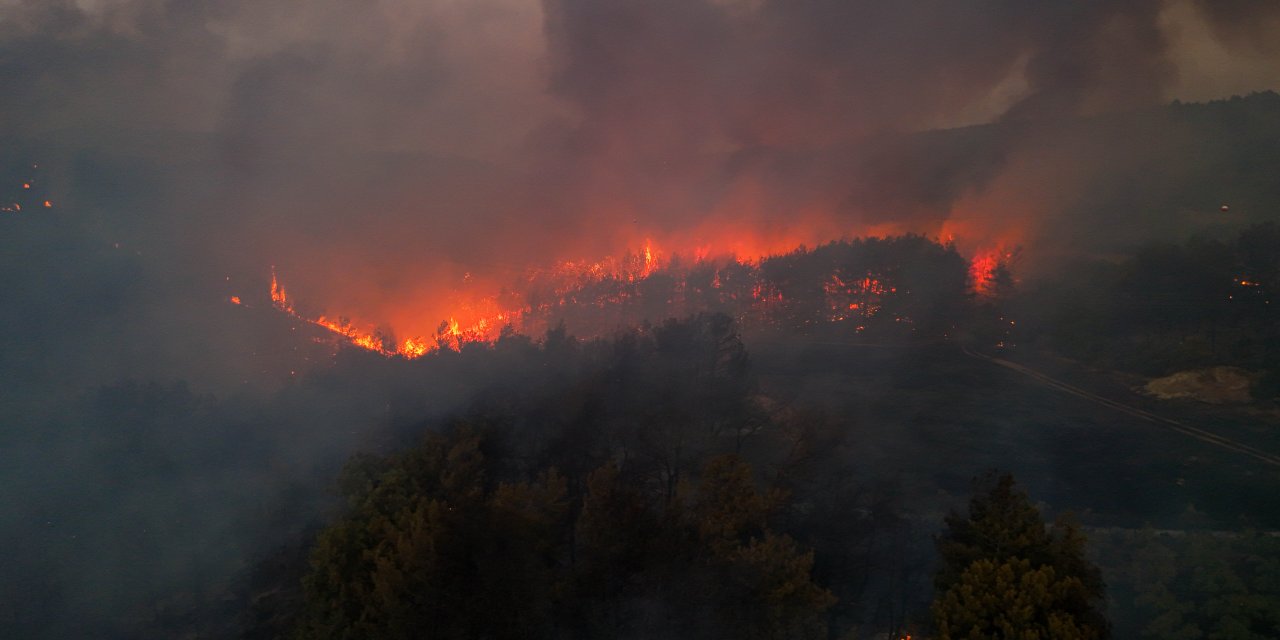 Son dakika | Buca'daki yangın kontrol altına alındı!