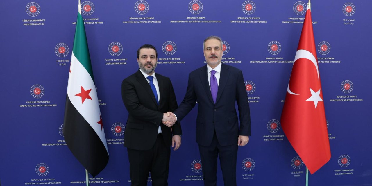 Hakan Fidan: YPG kurnazlık yapıyor enayi değiliz