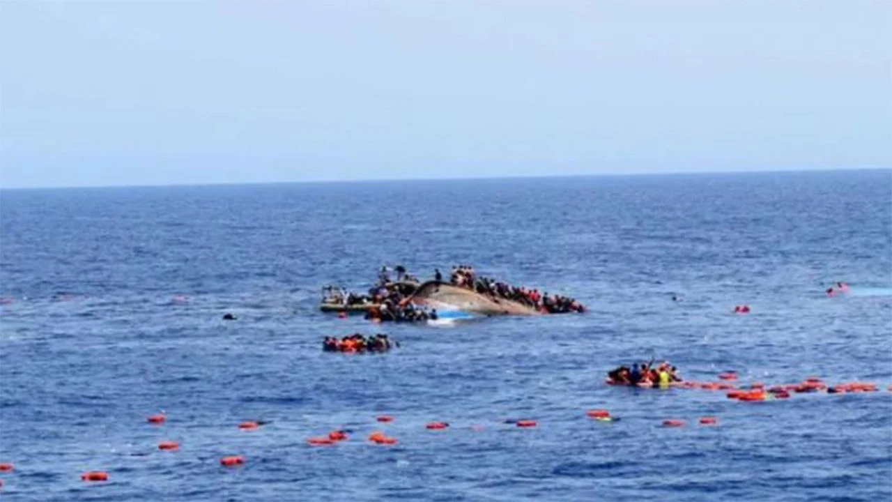 Gemi kazası felaketle sonuçlandı: 27 kişi hayatını kaybetti