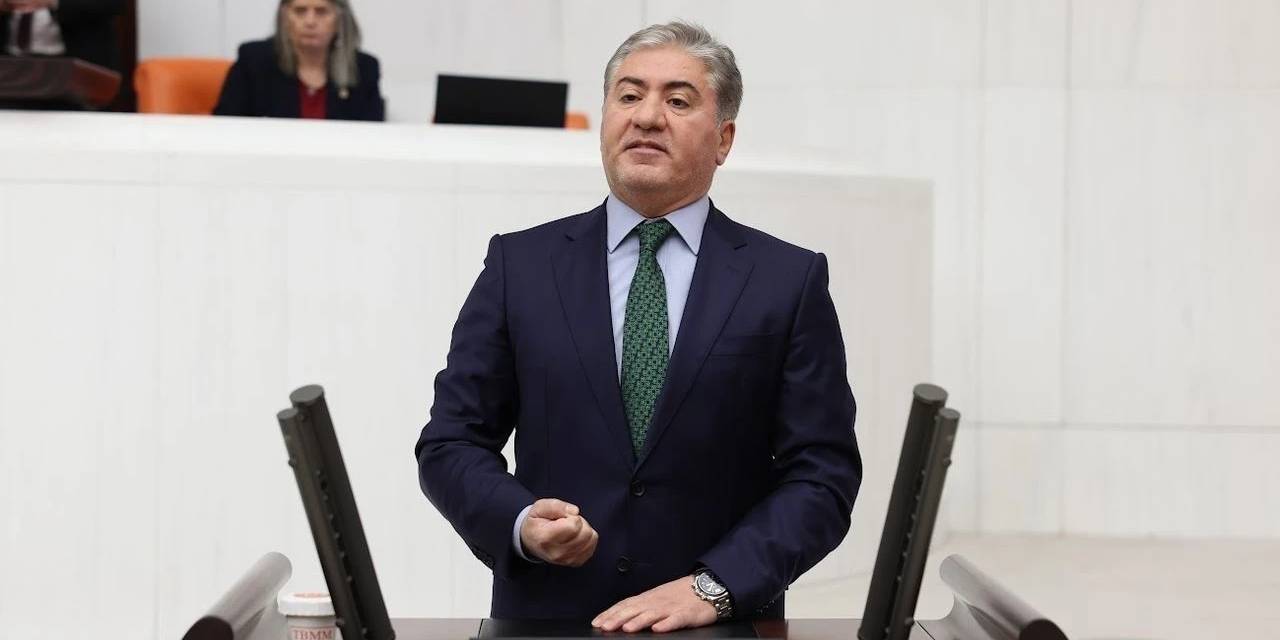 CHP'li Emir'den AKP'ye geçen Çerçioğlu'na tepki