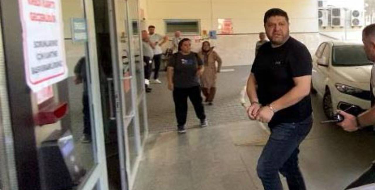 Tutuklanan ünlü iş insanı gazetecilere küfretti