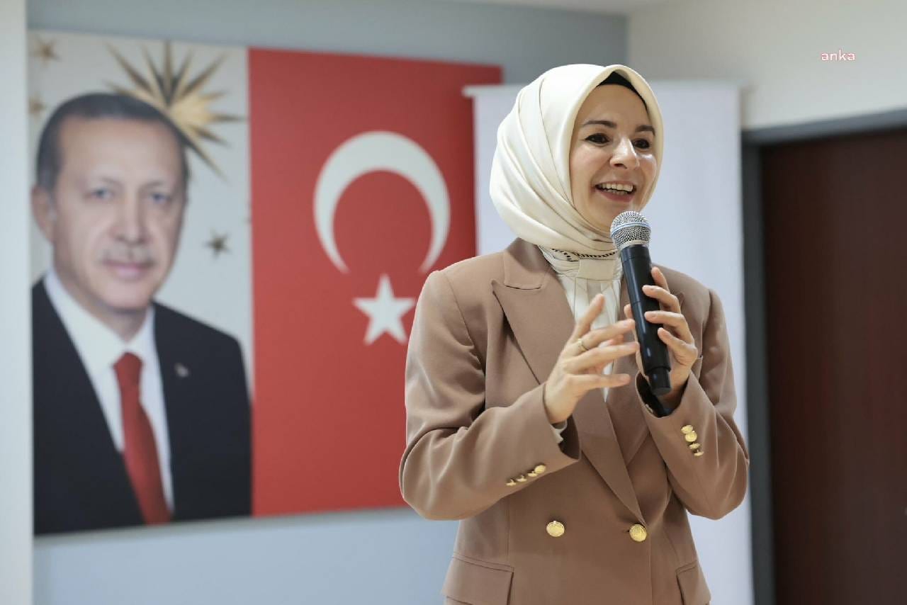 Bakanın 'yerli ve milli' sevdası Mercedes'e kadarmış!