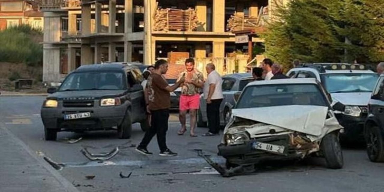 Tartıştığı kocasının arabasını hurdaya çevirdi