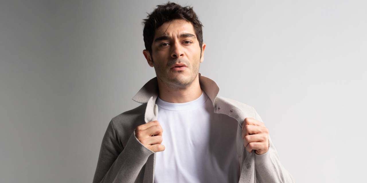 Burak Deniz'in Datça planı: 15 milyon lira verdi!