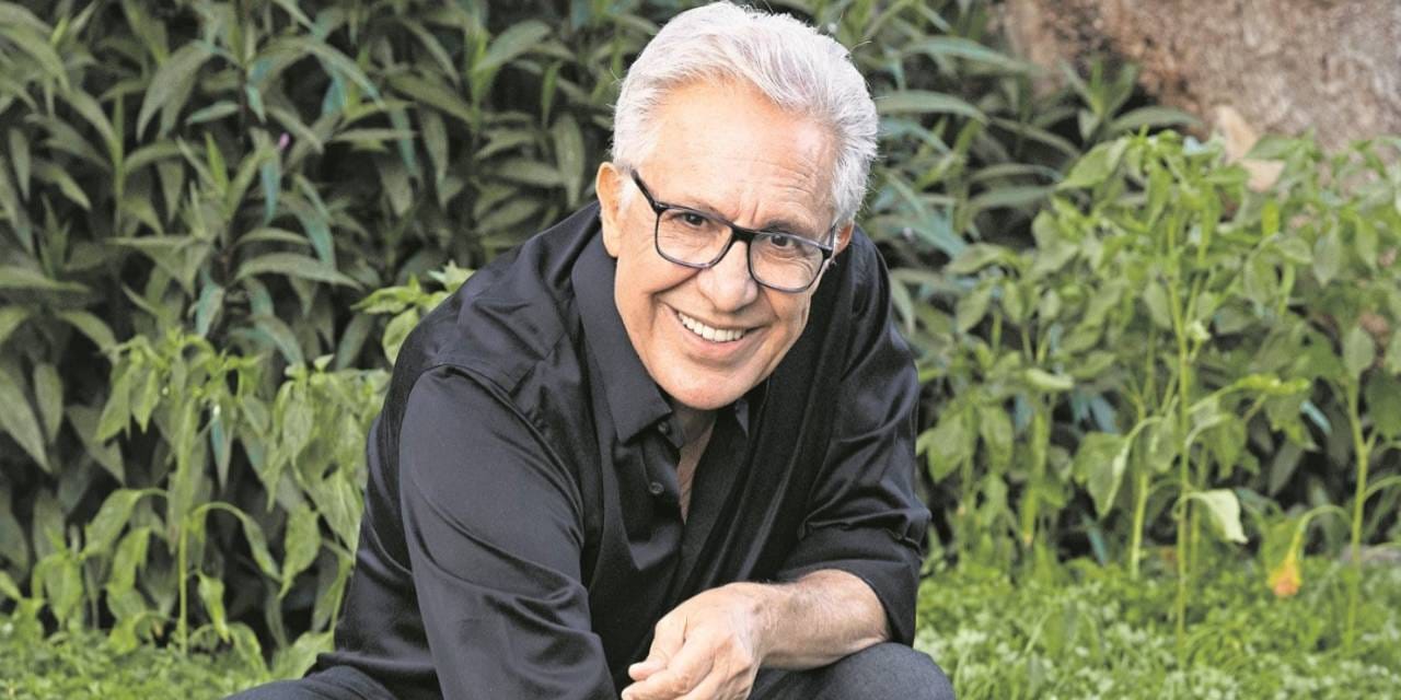 Zülfü Livaneli'ye Hacıbektaş Veli ödülü!