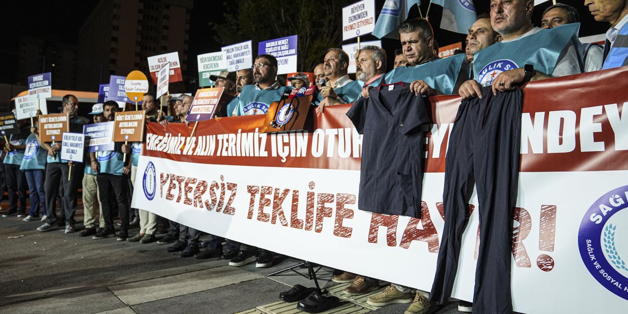 Kamuda zam teklifi eylemle karşılandı: 112 dakikalık iş bıraktı