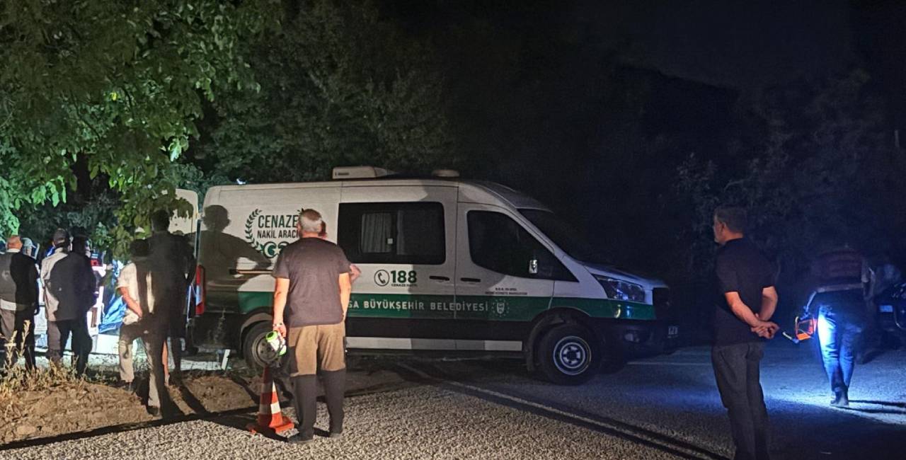 Amcasının oğlunu traktörün üstünde öldürdü