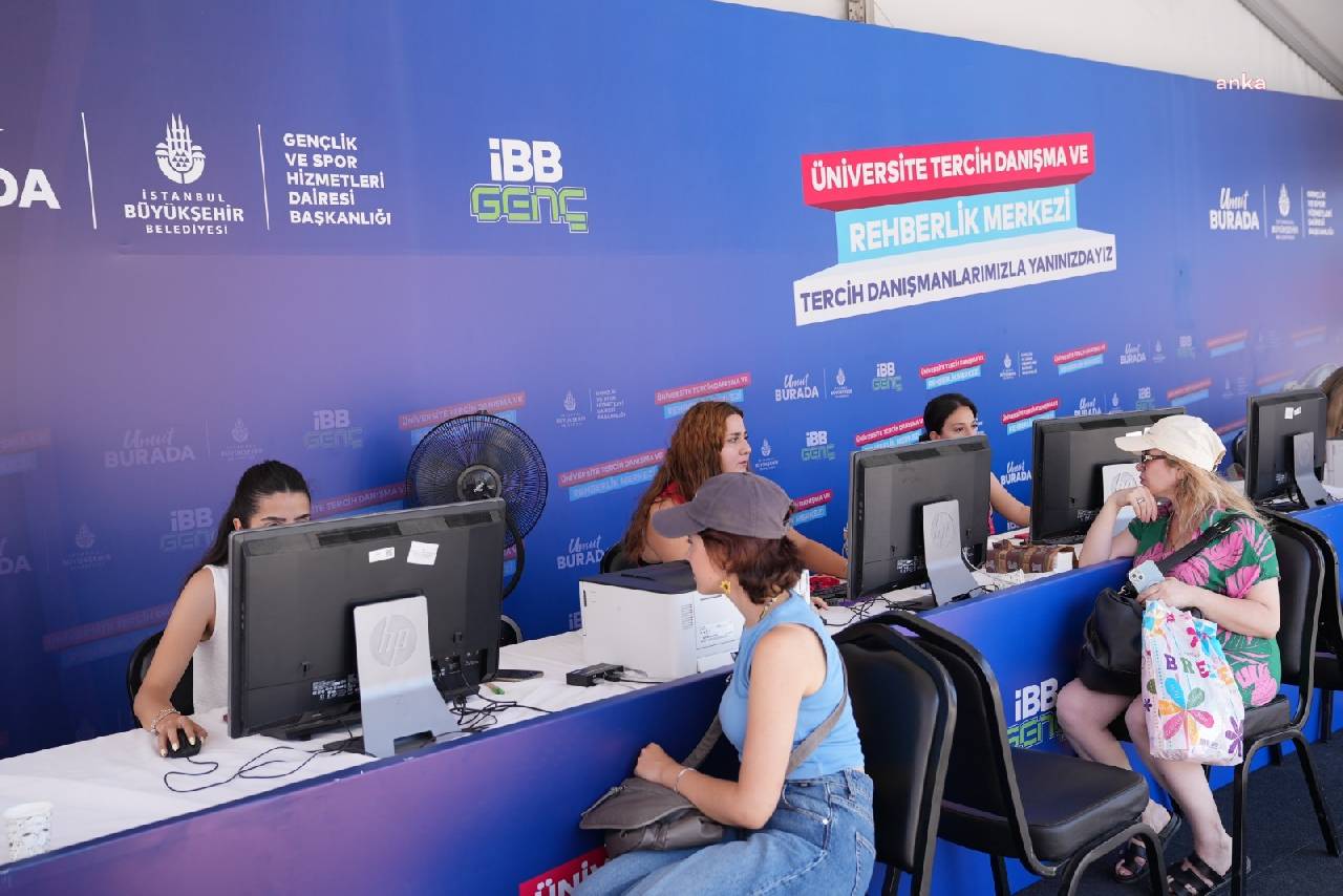 370 bin genç üniversite tercihini İBB'ye danıştı