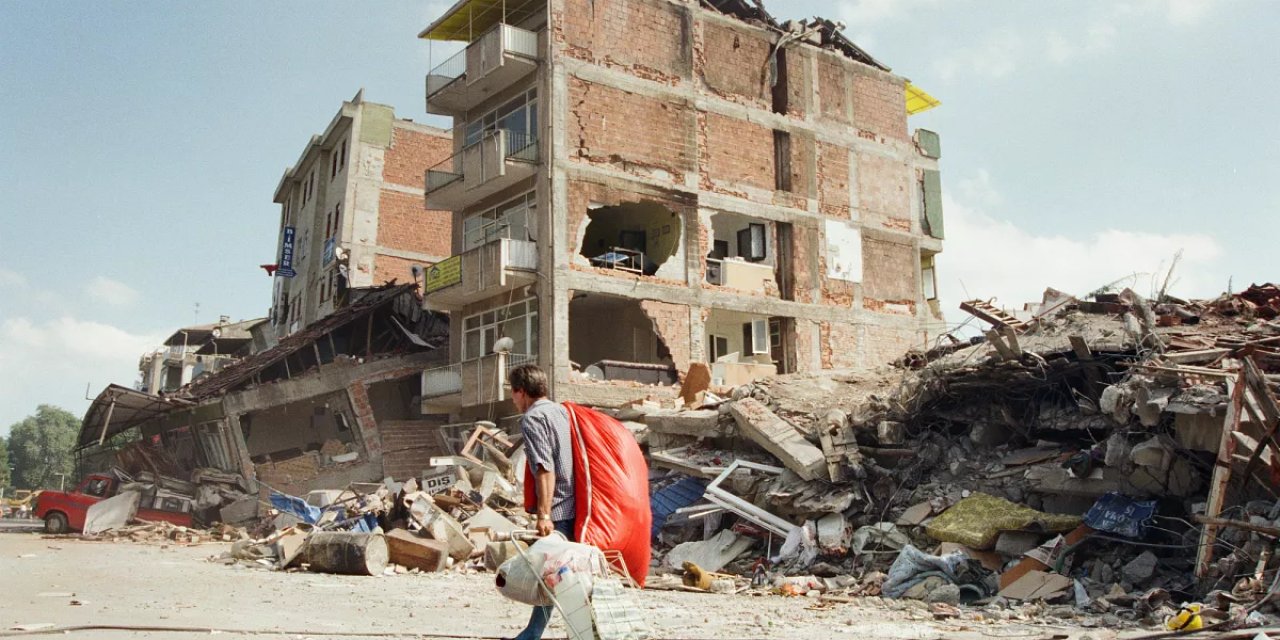 Binlerce insanın hayatını kaybettiği '17 Ağustos Marmara Depremi'nin 'sesi' oluşturuldu