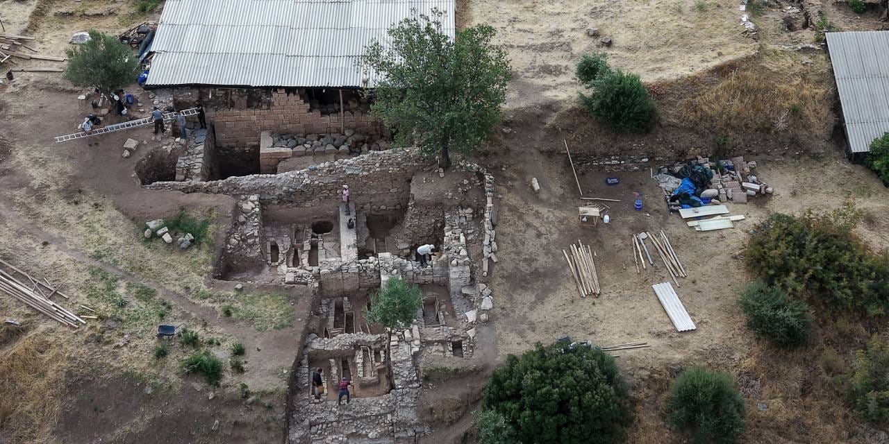 Sardes’te 120 yıllık kazılarda yeni dönem: Lidya kalıntıları ziyarete açılıyor