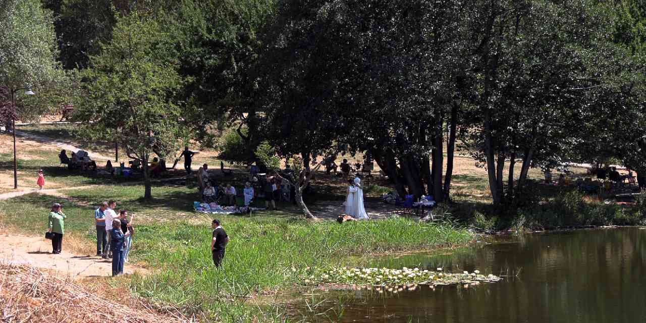 Gölcük Tabiat Parkı hafta sonunda ziyaretçi akınına uğradı