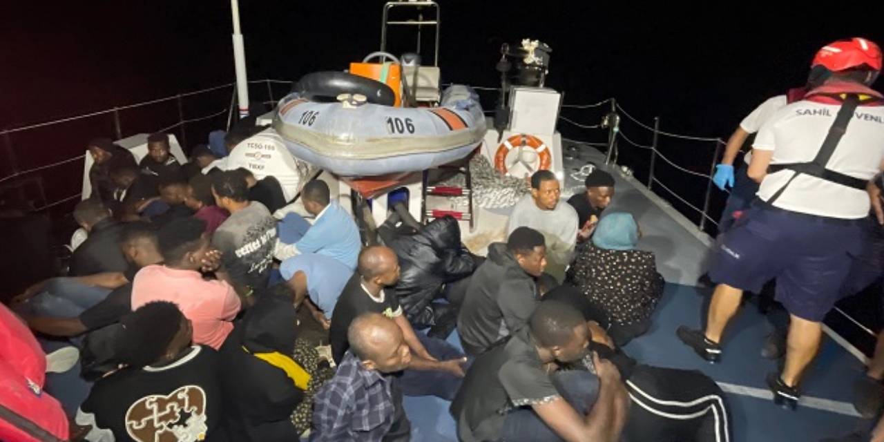 Bodrum açıklarında 35 kişi kurtarıldı