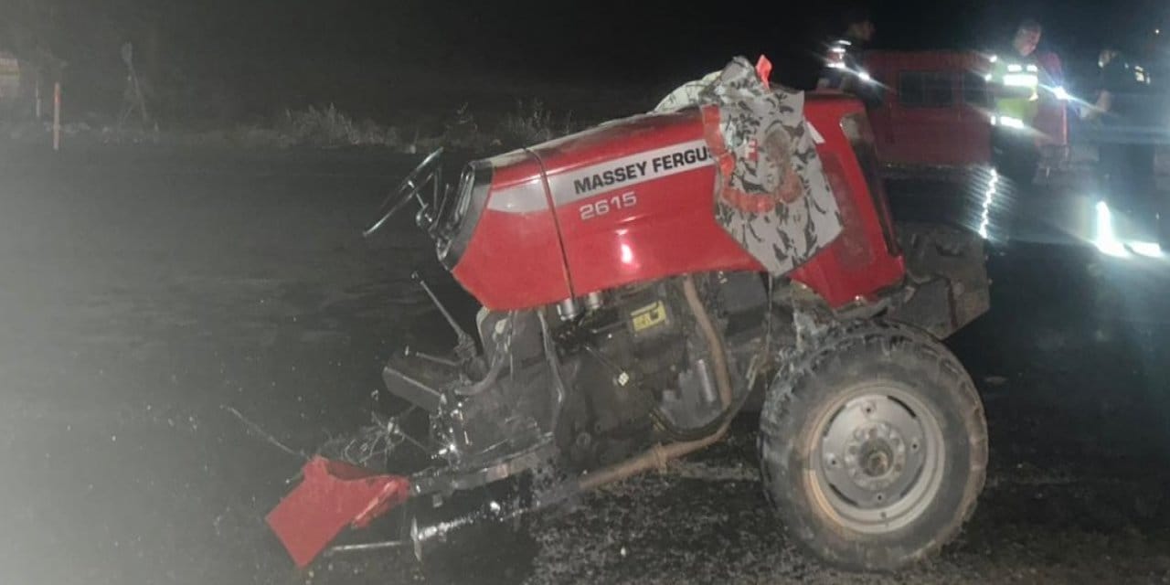 Çorum'da feci kaza: Traktör ikiye bölündü