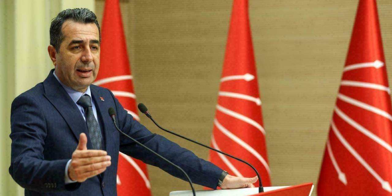 Bakan Yumaklı'nın yangın açıklamalarına CHP'li Adem'den tepki: Sahadaki gerçeklerle bağdaşmıyor