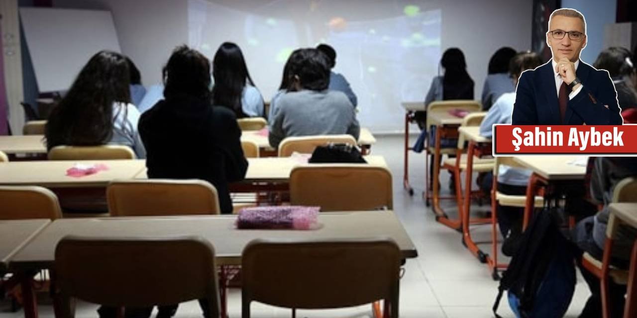 Türkiye’nin eğitimi geriye gitmelidir