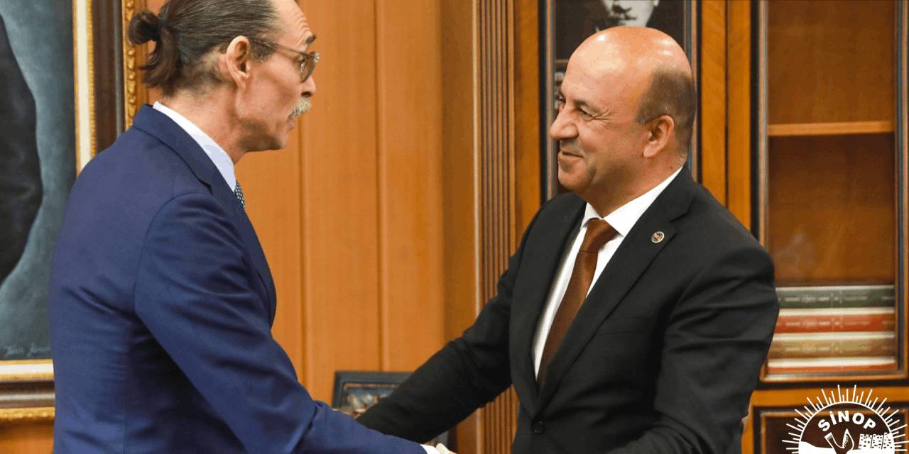 AKP'ye geçeceği iddia edildi! CHP'li başkan Çerçioğlu'na gönderme yaparak zehir zemberek açıklama yaptı