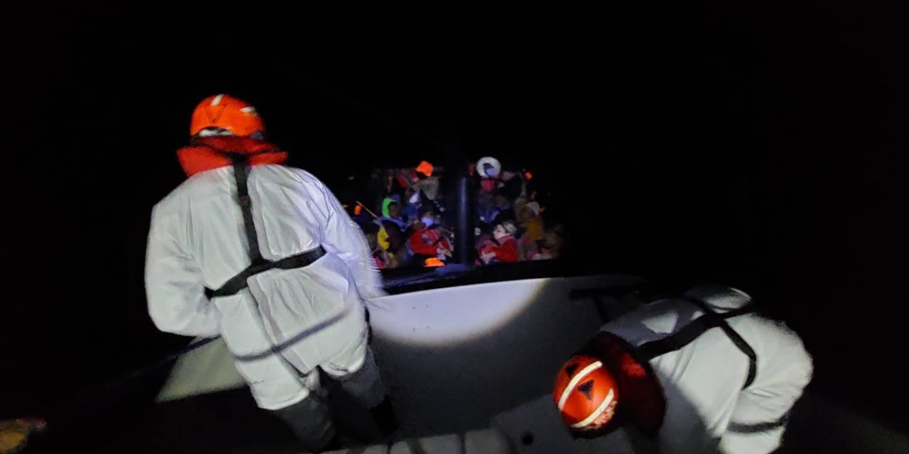 Muğla'da tekne battı! 2 çocuk denizde kayboldu