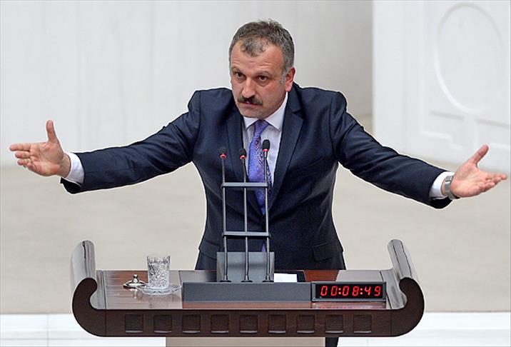 'Ey gafiller' diyerek Diyanet'in skandal hutbesini savunmuştu: Erdoğan'ın başdanışmanı hakkında suç duyurusu