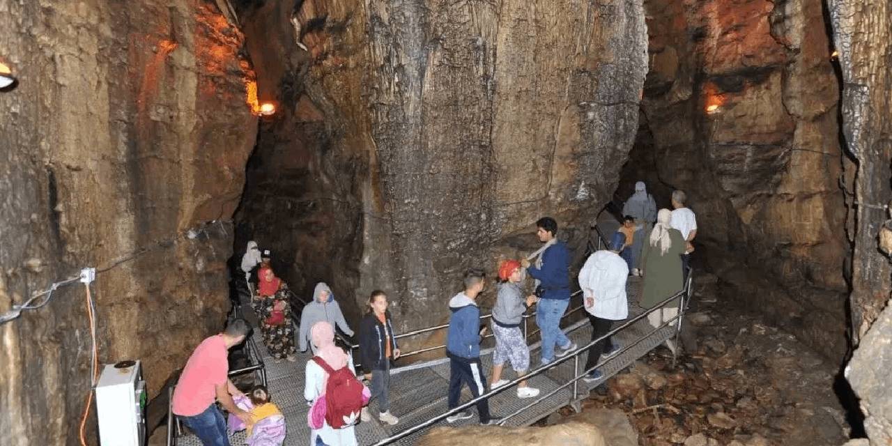 317 bin kişi Trabzon'a geldi: Akın ettiler