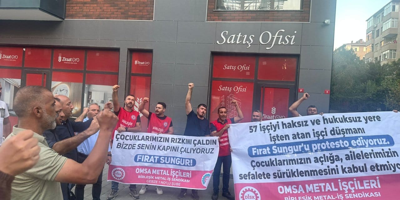 Grevdeki işçiler eylemi patronun evine taşıdılar