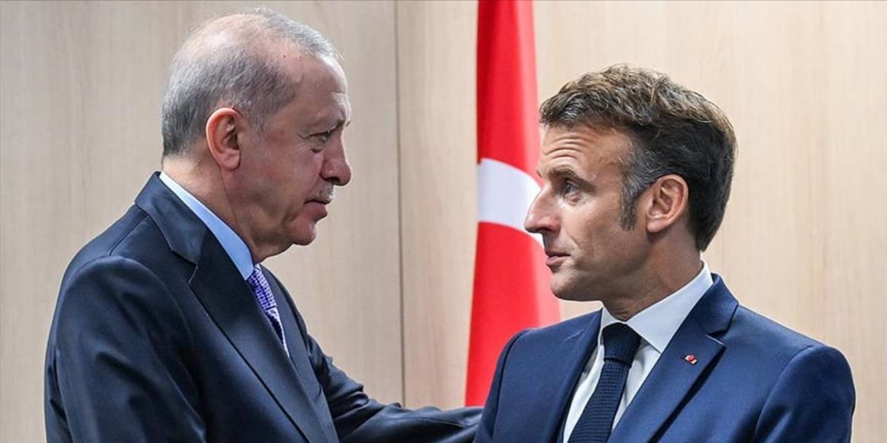 Macron'la görüşen Erdoğan'dan açıklama
