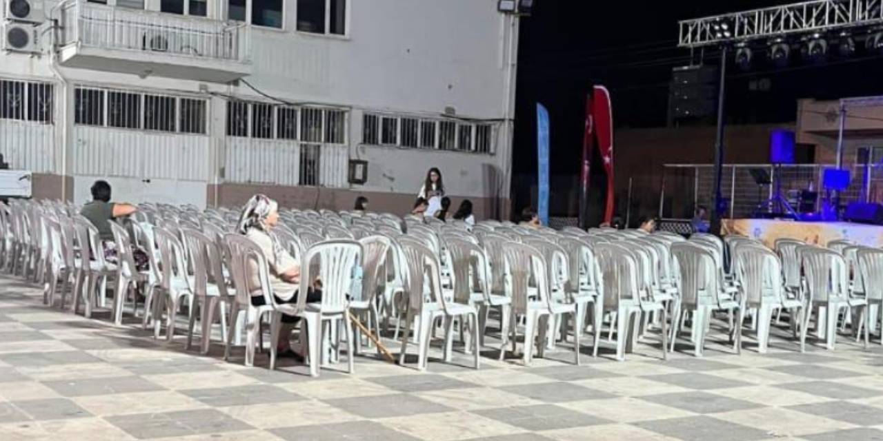 Çerçioğlu protestosu devam ediyor: Konsere kimse gitmedi