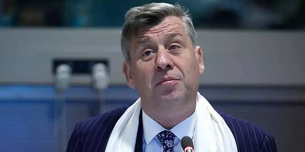 Metin Şentürk acı haberi verdi