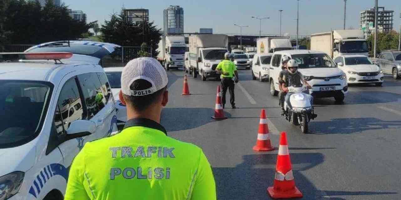 Valilik açıkladı: 30 Ağustos'ta bu yollar trafiğe kapatılacak