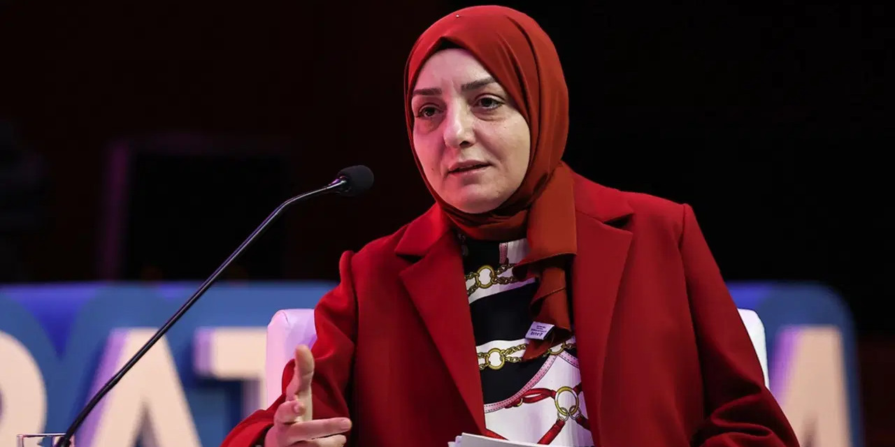 Erdoğan'ın danışmanı Narin'in akrabasına küfür etmişti! Özür diledi