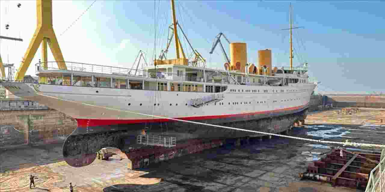 Atatürk'ün emaneti Savarona geri döndü! Boğaz'dan geçiş yapacak