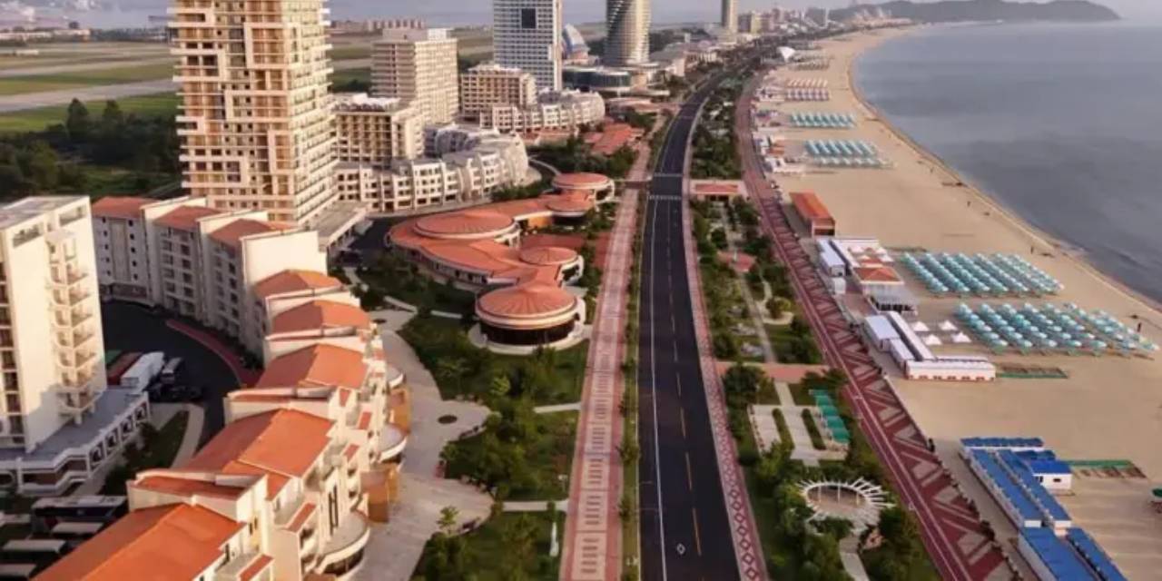 Bu tatil köyüne sadece Ruslar girebiliyor: İçinde her şey var ama çoğu yasak!