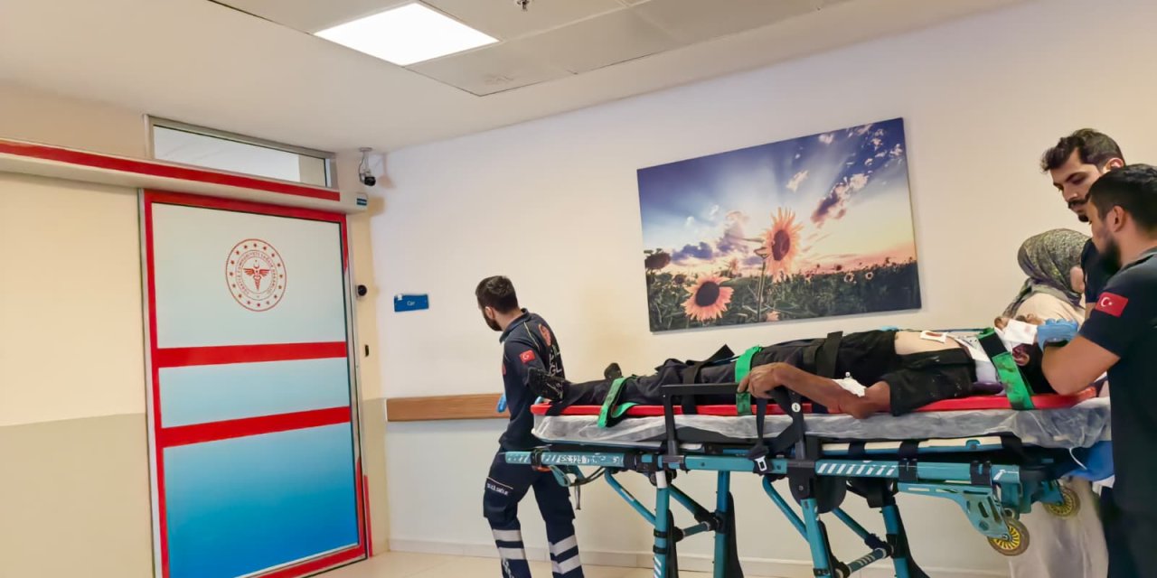 Tarlasına giden çiftçi traktör kazasında ağır yaralandı