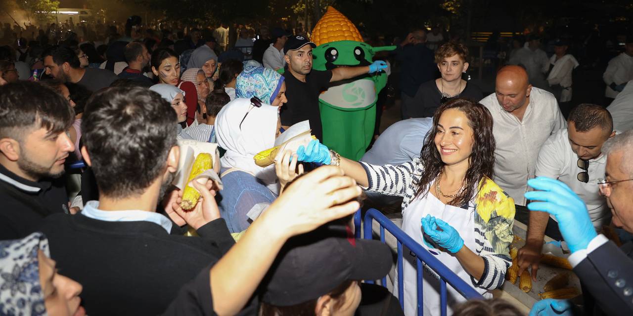 Beykozlular Mısır Festivali'nde buluştu: İmamoğlu ve Köseler unutulmadı