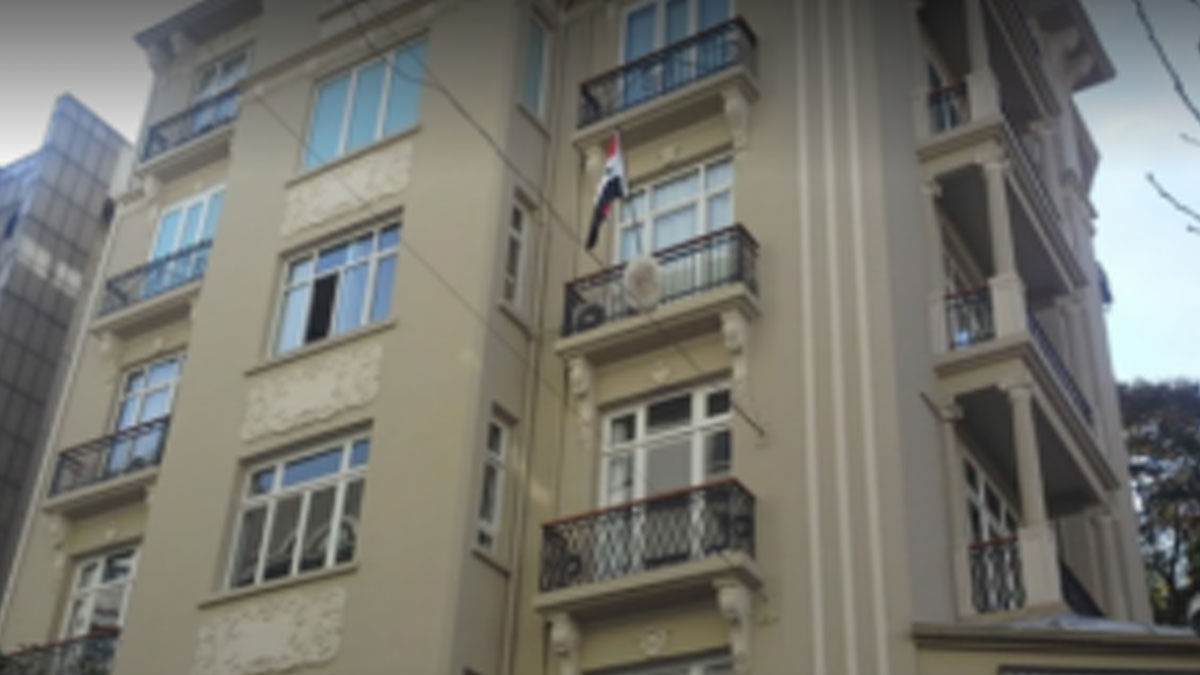 Suriyeli muhalife İstanbul'daki başkonsoloslukta saldırı