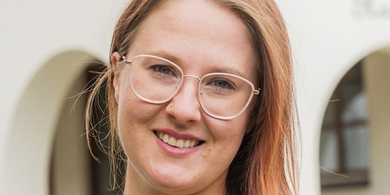 Yüzde 89 oyla seçilmişti, iki yıl sonra istifa etti