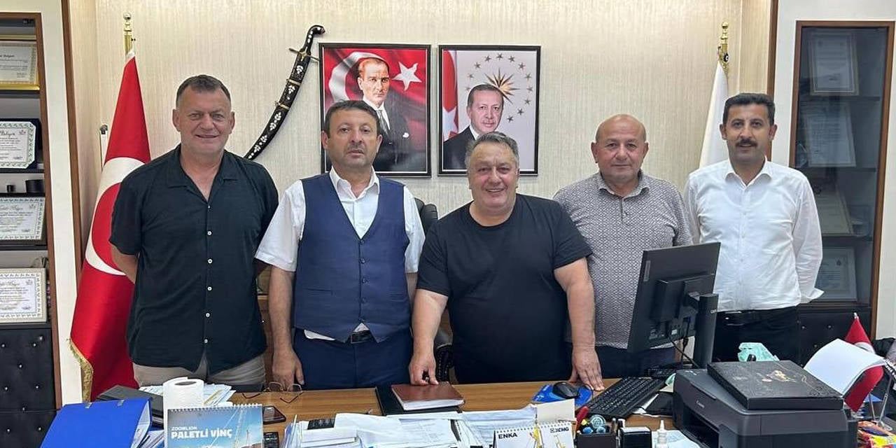 'Çay paketleri' ile rüşvetten tutuklanan isme AKP ihale üzerine ihale verdi