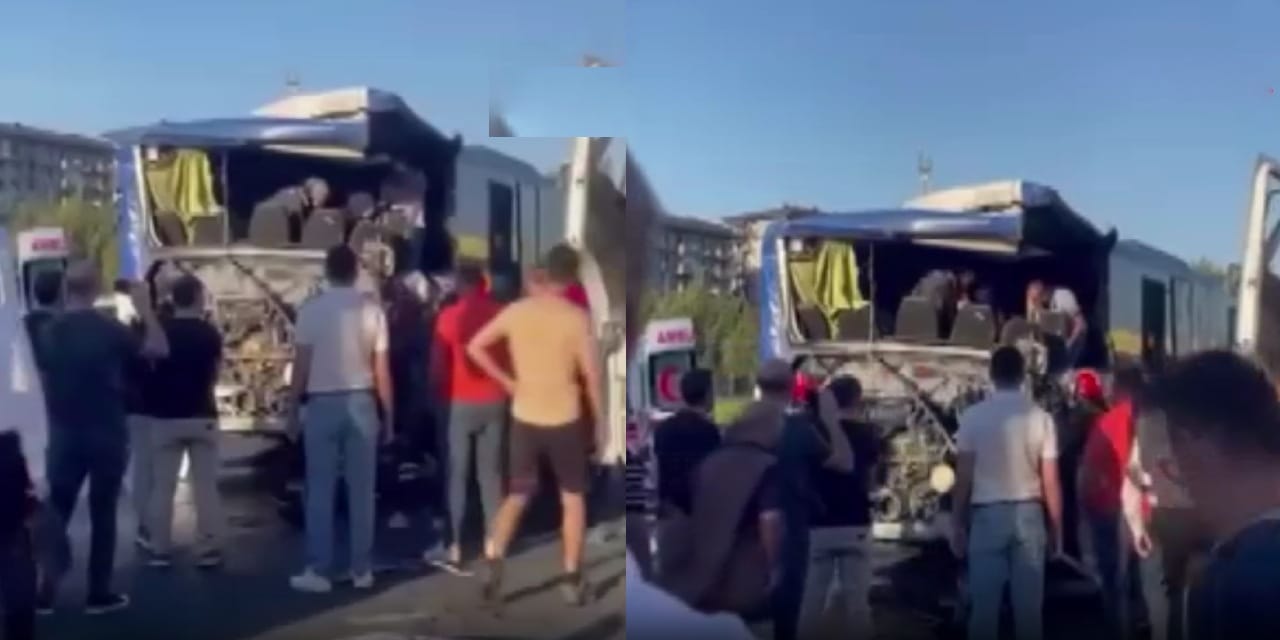 TEM'de feci kaza! 8 yaralı var, trafik durdu