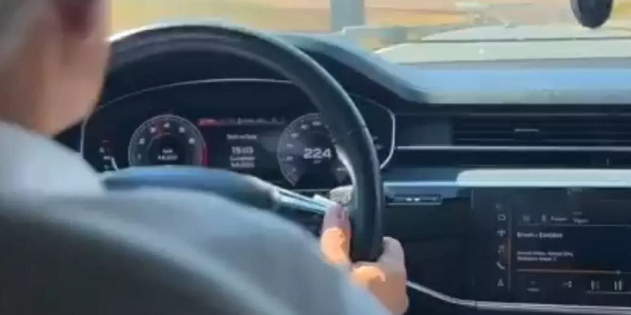 Kendin çal kendin oyna siyaseti! Audi ile hız sınırını aşıp 'cezasını' paylaşan Uraloğlu'na tepki yağdı