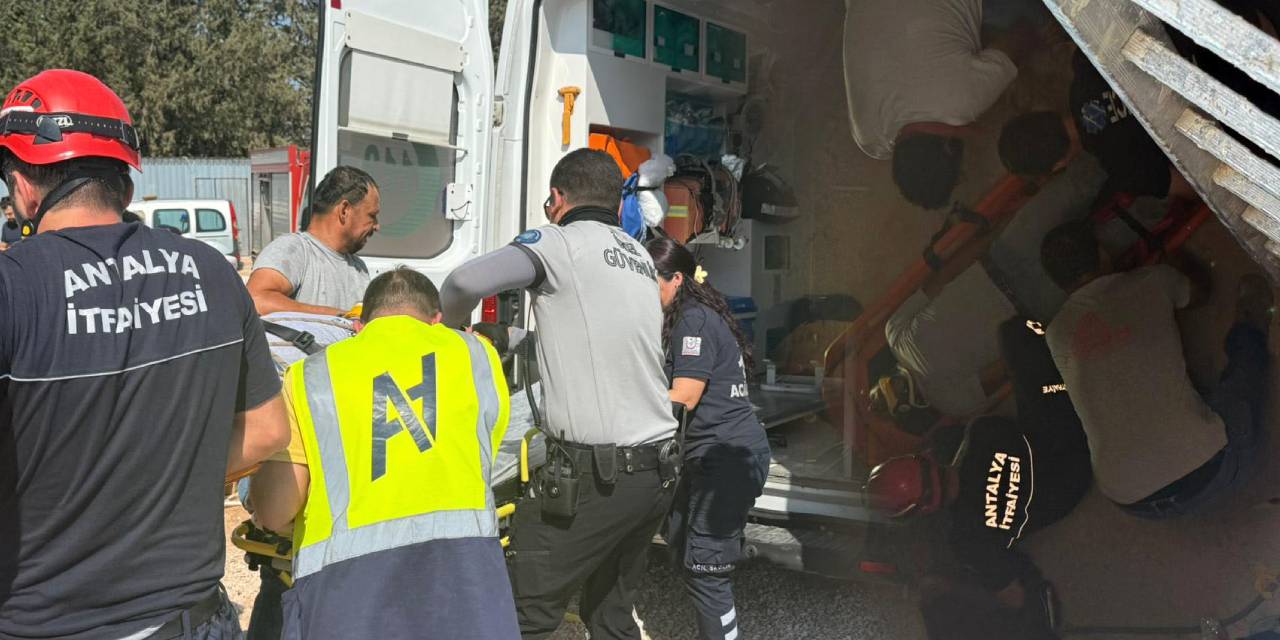 Su deposuna düşerek bacağı kırılan işçiyi itfaiye kurtardı!