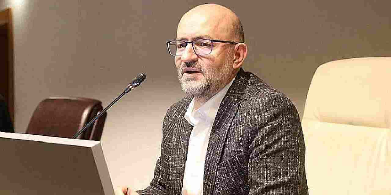 AKP'li vekil rektörlüğünü yaptığı üniversiteye 'birincilikle' yerleştiğini duyurdu