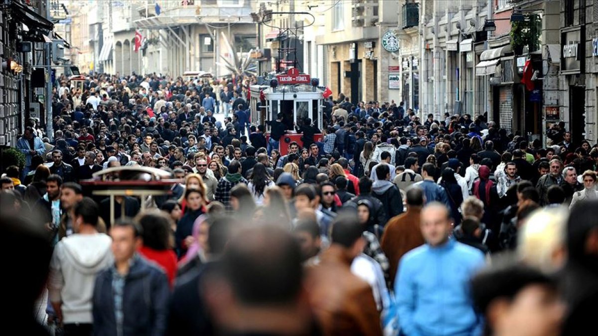 TÜİK: Türkiye'nin nüfusu 20 yıl sonra 100 milyon