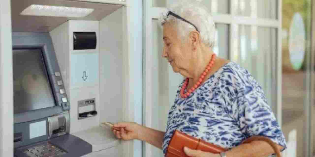 Bankalardan yeni güncelleme: Emekliler 21 bin TL alacak