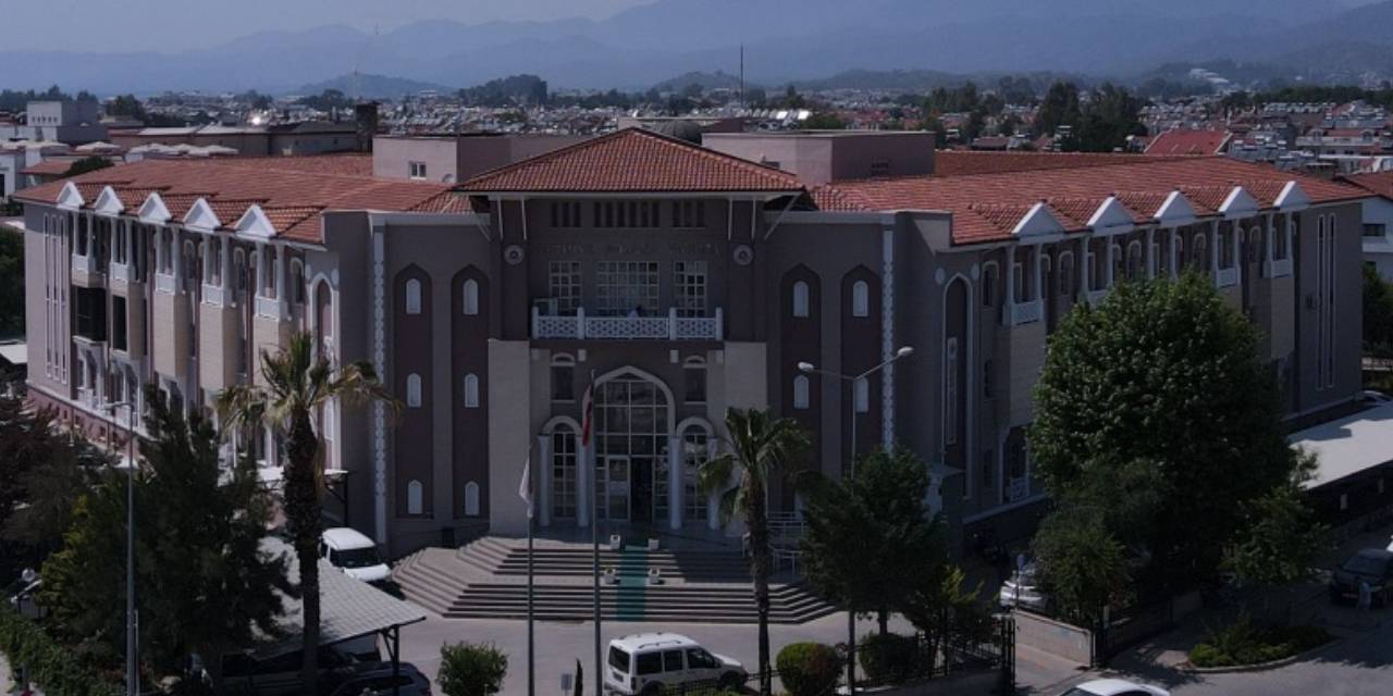 FETÖ firarisi eski emniyet müdürü sahte kimlikle yakalandı
