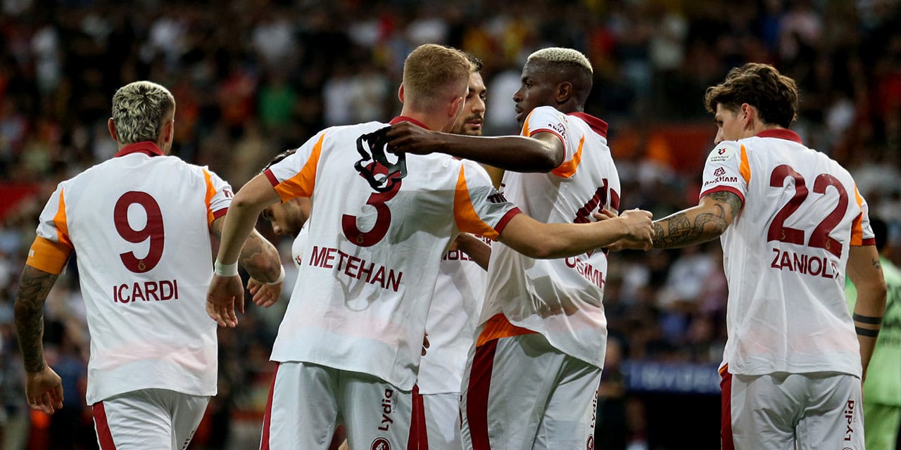 Galatasaray'a 2 müjde birden