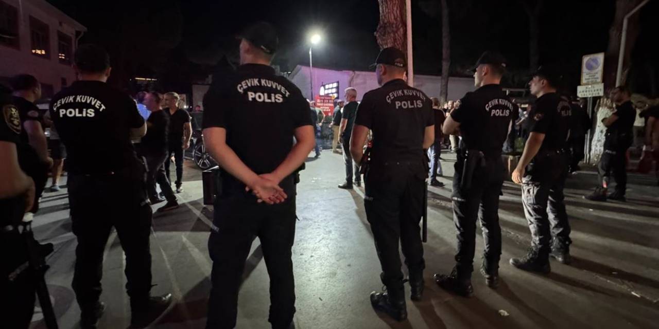 Husumetli iki kişi düğünde karşılaştı: Silahlar ateşlendi!