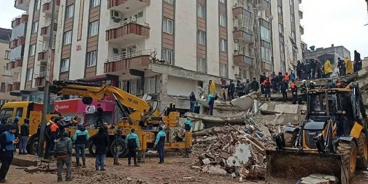 Furkan Apartmanı davasında yeni iddianame: Belediye görevlilerine dava açıldı