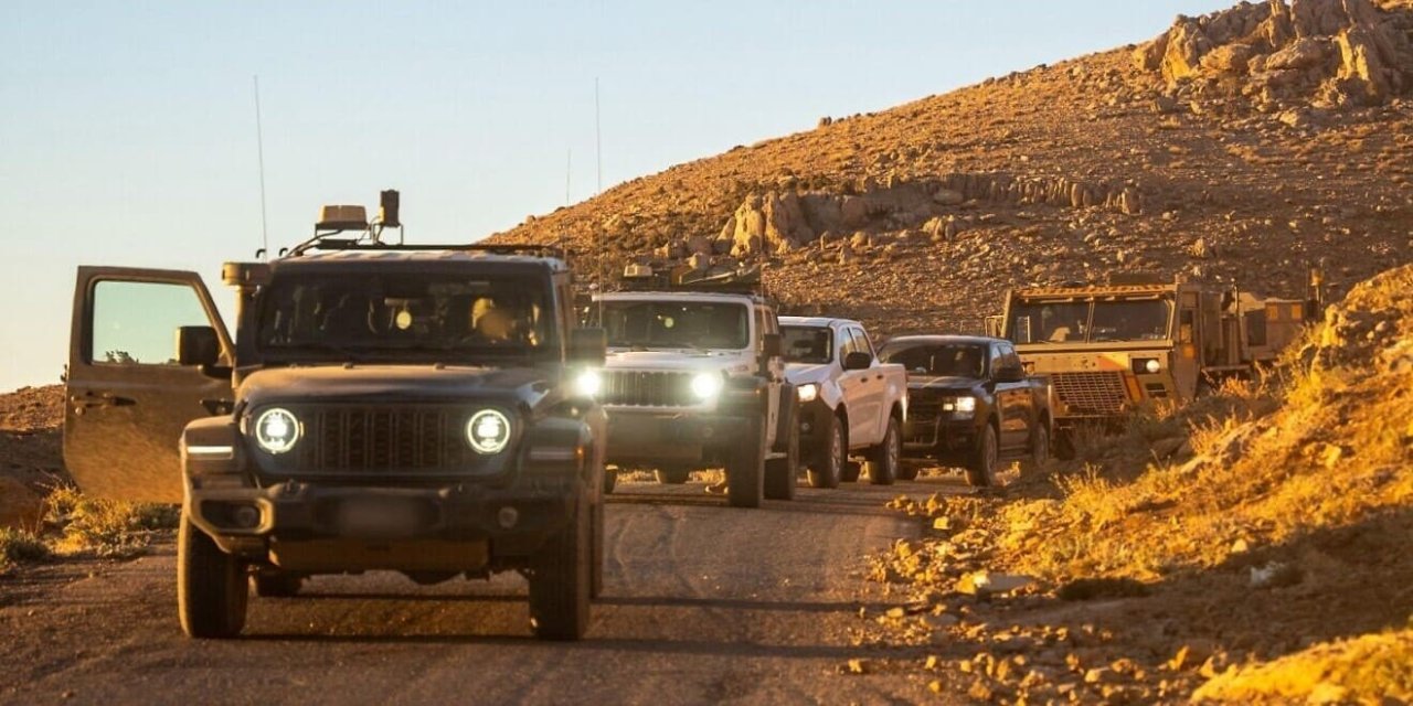 İsrail'den Suriye'ye yeni operasyon: Şam yakınlarına asker indirildi