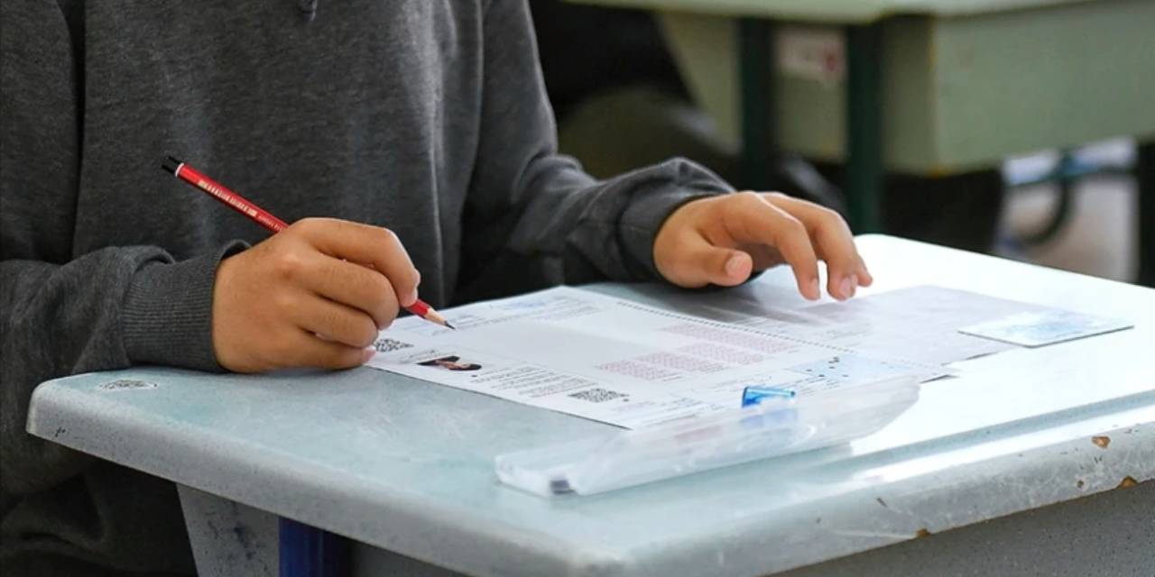 Başarısız öğrenciler bile boşta kalmıyor! Eksi puanlarla en kritik bölümlere yerleştiler