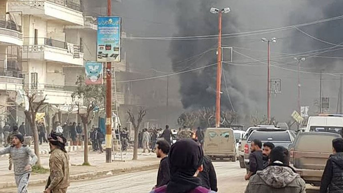 Afrin'de bomba yüklü yakıt tankeri patladı: 8 ölü, 35 yaralı